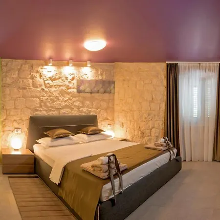 Appartement Annie's Stone Studio &